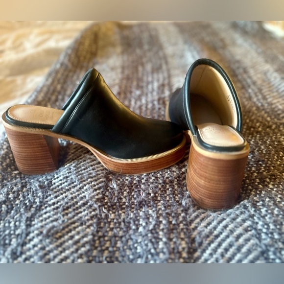 Oasis Society Platform women’s shoe - Picture 2 of 3